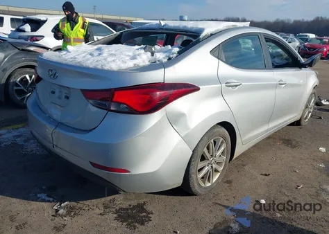 2015 Hyundai Elantra Se из США, поврежденный, VIN 5NPDH4AE7FH605009